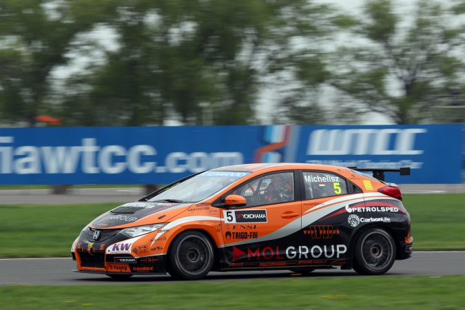 Photo: Norbert Michelisz - Zengö Team - Honda Civic S2000