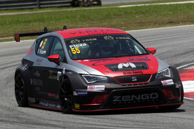 Photo: Ferenc Ficza - Zengö Team - Seat Leon Cup Racer TCR