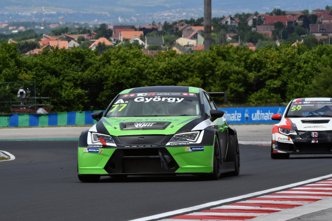 Photo: Anett György - Zengö Team - Seat Leon Cup Racer TCR