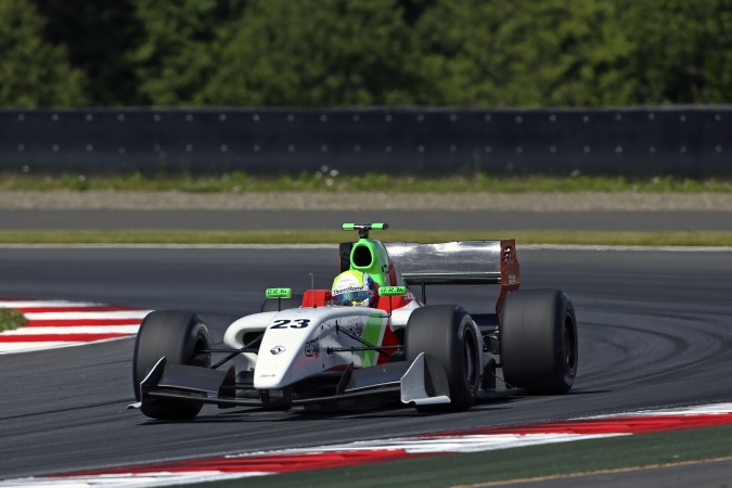 Photo: William Buller - Zeta Corse - Dallara FR35-12 - Renault