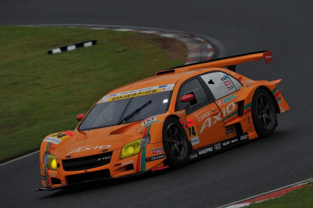 Morio NittaYuji Kunimoto - APR - Toyota Corolla Axio