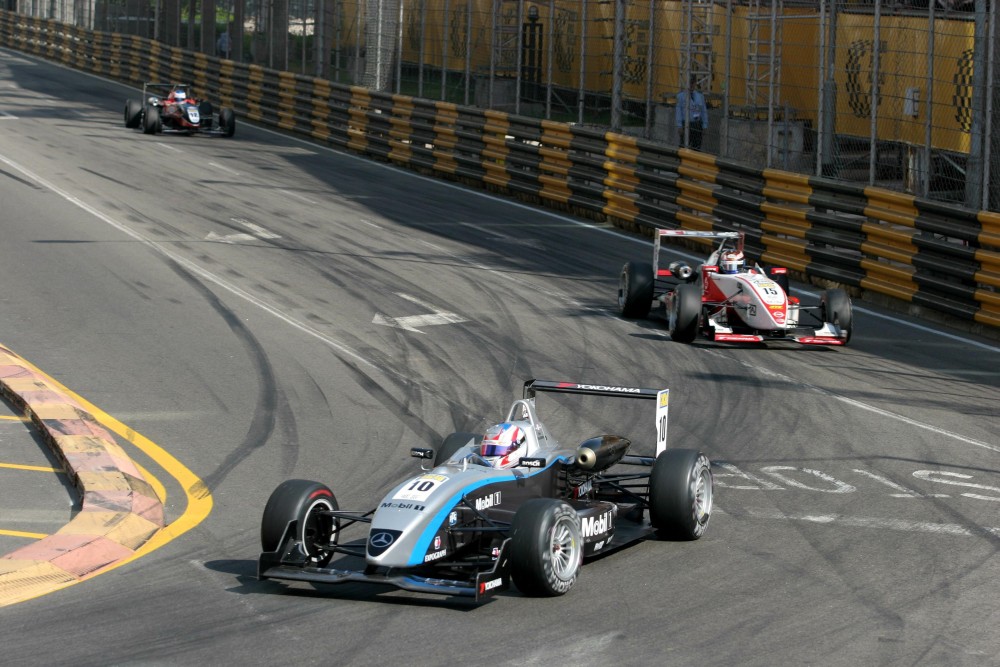 Eric Salignon - ASM - Dallara F302 - AMG Mercedes