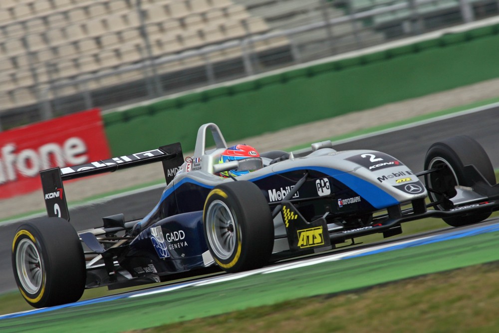 Формула 3. Dallara f3 2008. Dallara f305 кокпит. Grosjean Mercedes. Dallara f3 Intake.