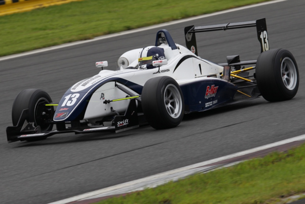 Motoyoshi Yoshida - B-MAX Engineering - Dallara F305 - TOM's Toyota