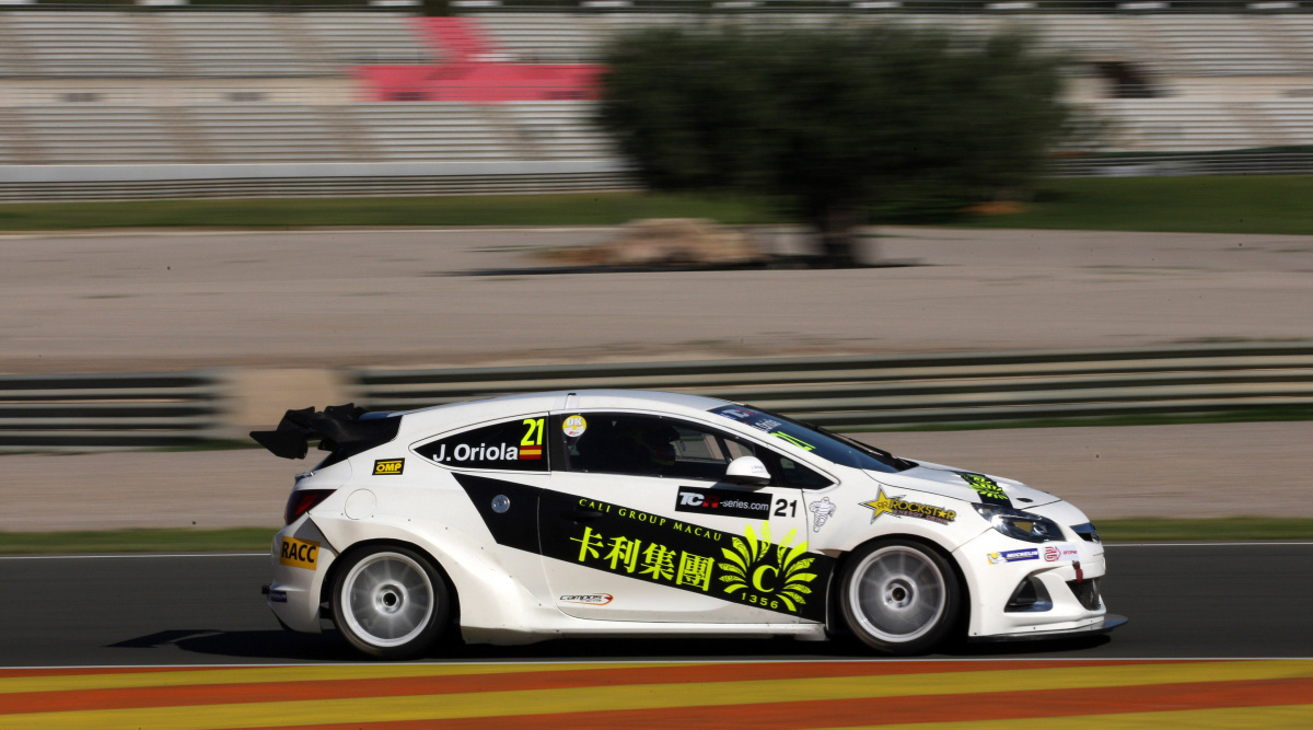 Jordi Oriola - Campos Racing - Opel Astra OPC TCR