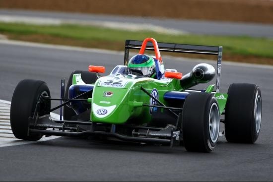 Lucas Foresti - Carlin Motorsport - Dallara F308 - Volkswagen