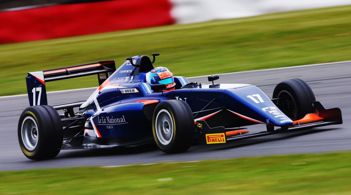 Clément Novalak - Carlin Motorsport - Tatuus MSV F3-016 - Cosworth