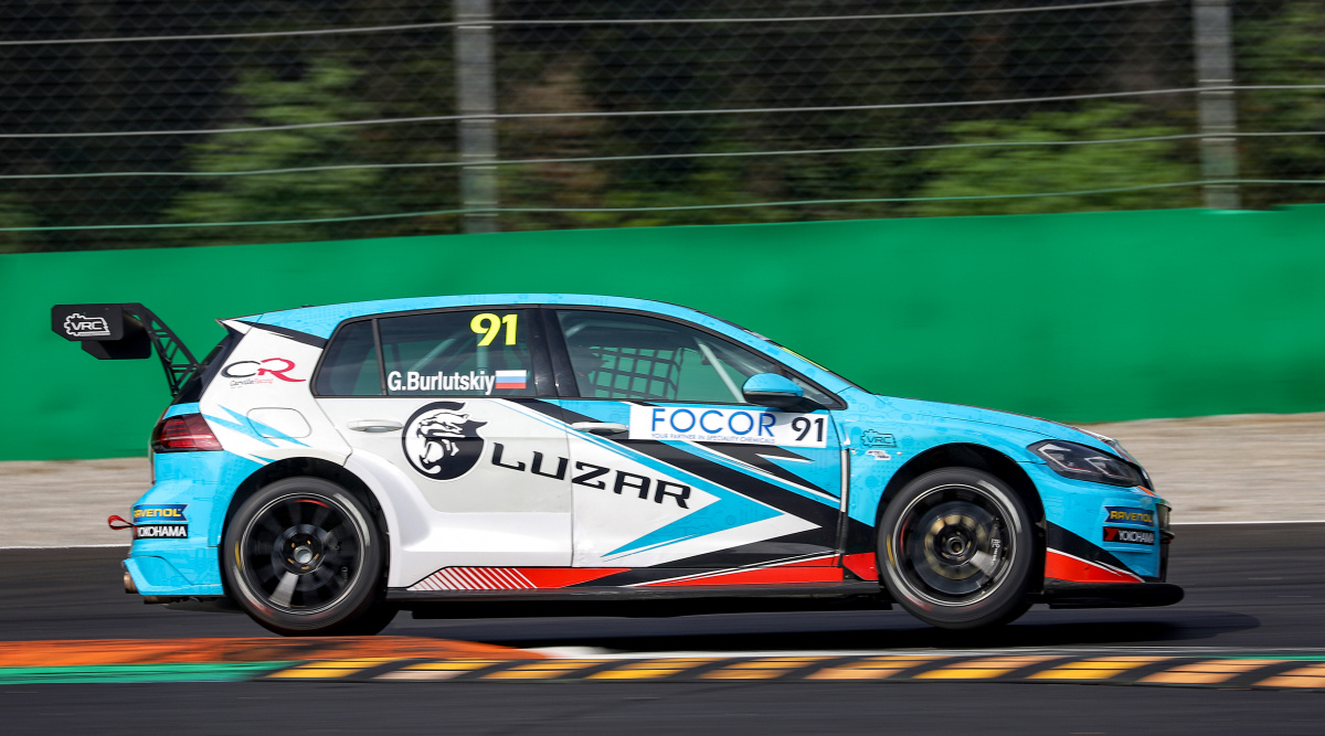 Grigoriy Burlutskiy - Carville Racing - Volkswagen Golf GTI TCR