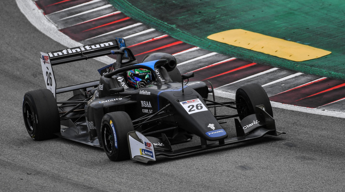 Sebastián Álvarez - Double R Racing - Dallara F320 - HWA Mercedes