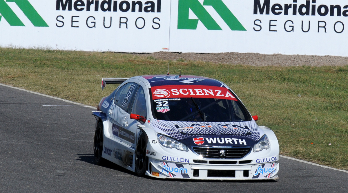 Lucas Colombo Russell - Escudería FE - Peugeot 408 RPE V8