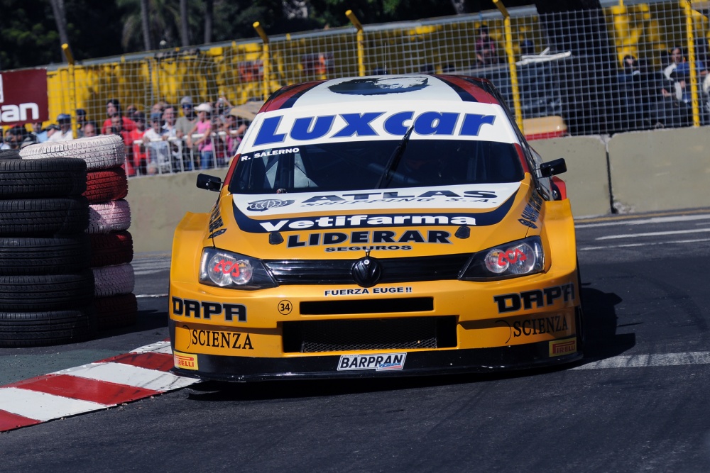 Ruben Salerno - Escudería FE - Volkswagen Vento RPE V8