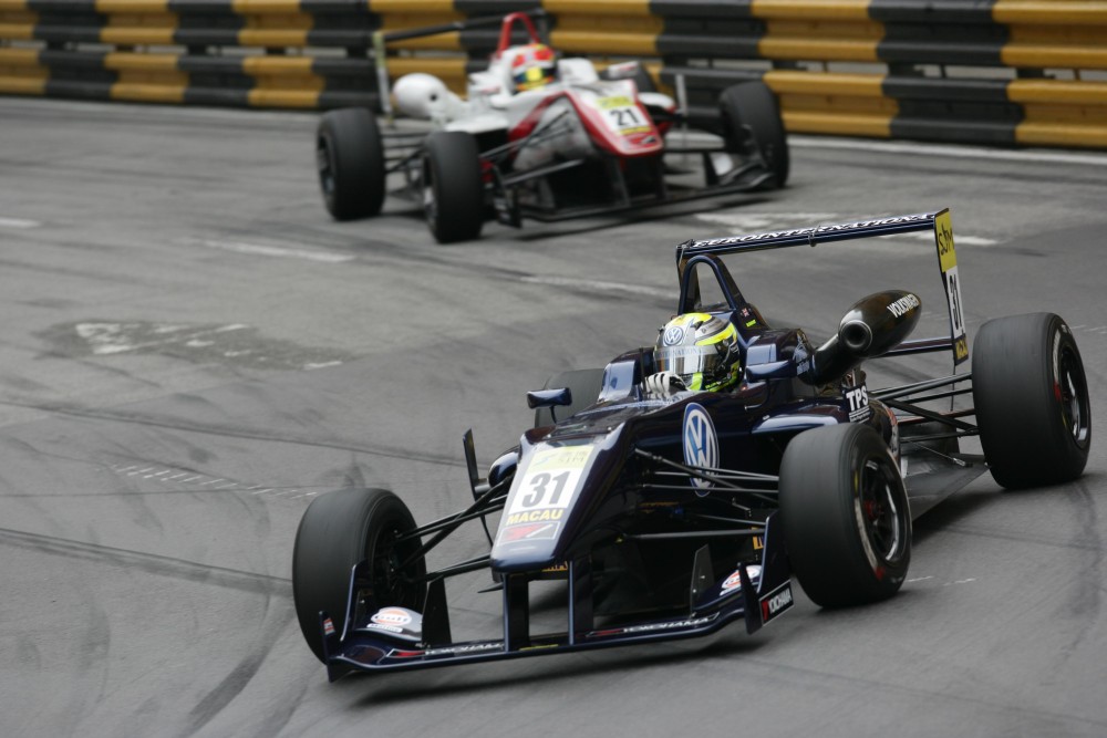 Tom Blomqvist - EuroInternational - Dallara F312 - Volkswagen