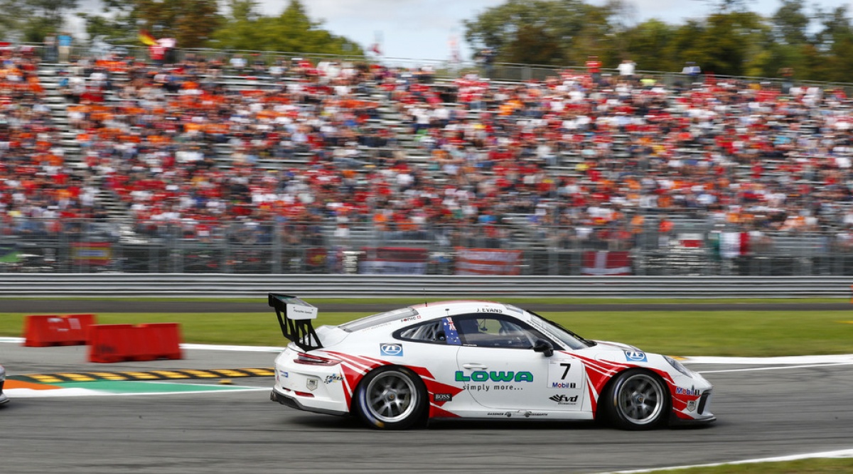 Jaxon Evans - Fach Auto Tech - Porsche 911 GT3 Cup (991.2)