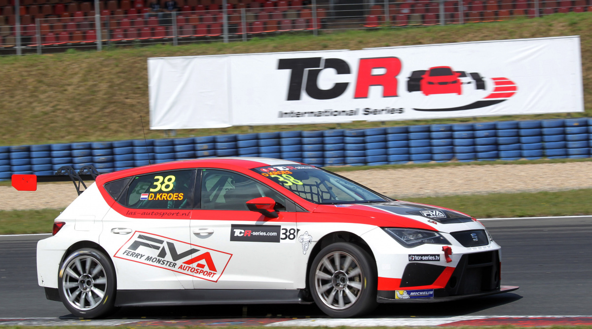 Danny Kroes - Ferry Monster Autosport - Seat Leon Cup Racer TCR