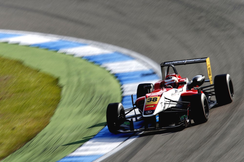 Luis Felipe Derani - Fortec Motorsport - Dallara F312 - AMG Mercedes