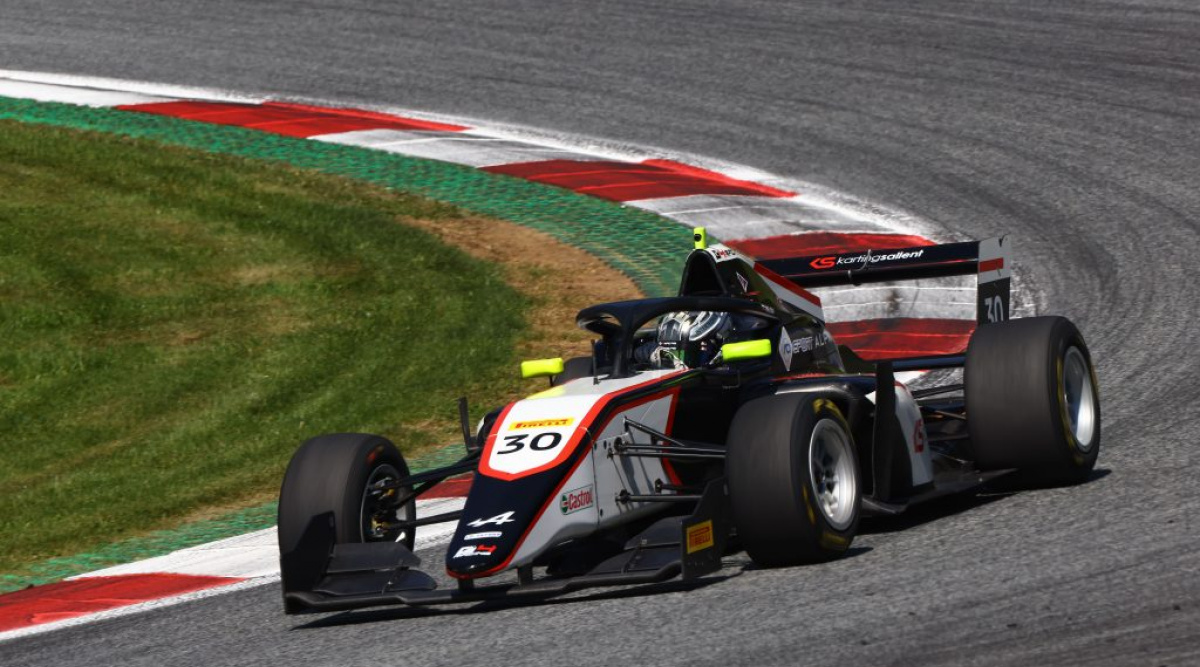 Michael Belov - G4 Racing - Tatuus F3 T-318 - Alpine