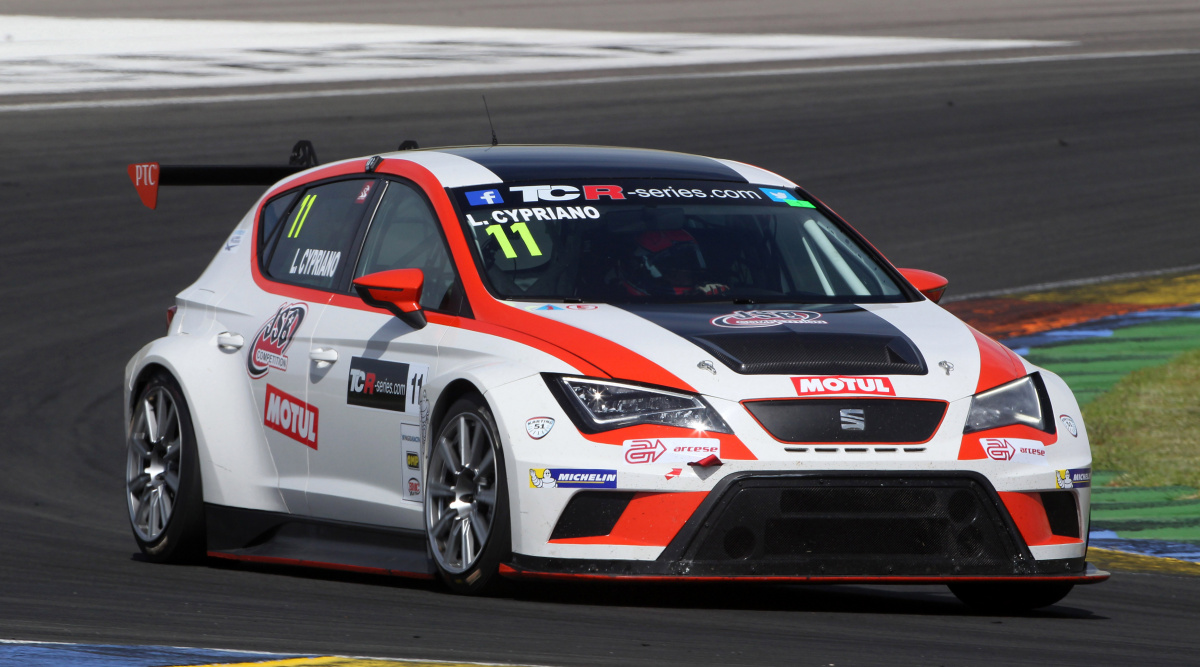 Lucile Cypriano - JSB Competition - Seat Leon Cup Racer TCR