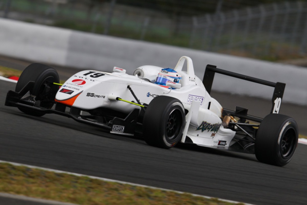 Naoya Gamou - KCMG - Dallara F305 - TOM's Toyota