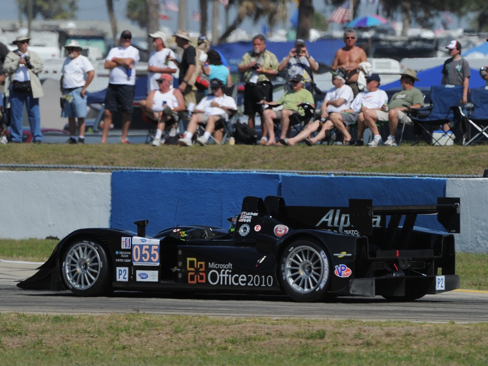 Ryan Hunter-Reay - Level 5 Motorsports - Lola B11/40 - Honda