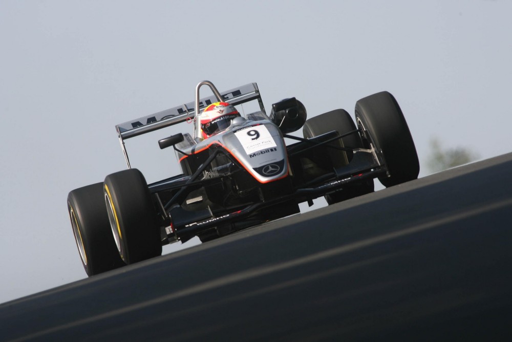 Cong Fu Cheng - Manor Motorsport - Dallara F305 - AMG Mercedes