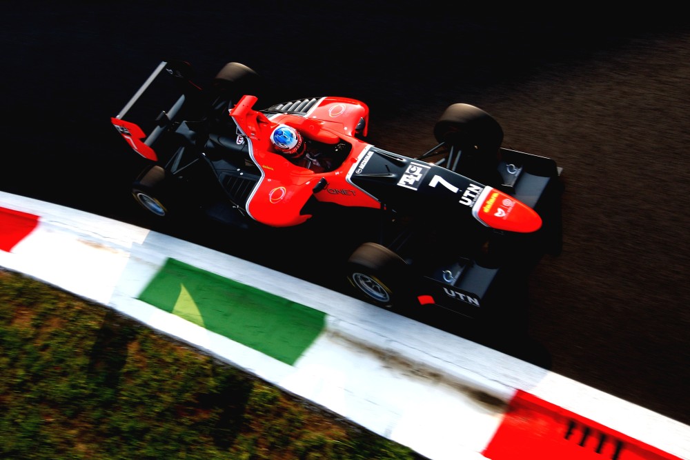 Dmitry Suranovich - Manor Motorsport - Dallara GP3/10 - Renault