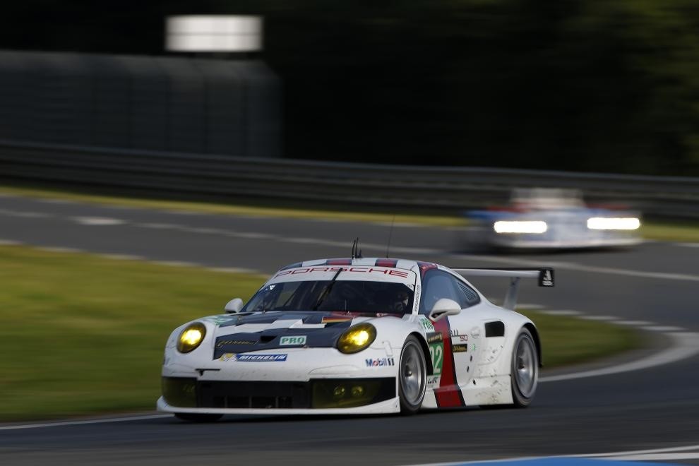 Jack GerberMatt GriffinMarco CiociMarc LiebRichard LietzRomain Dumas - Manthey Racing - Porsche 911 RSR (991)