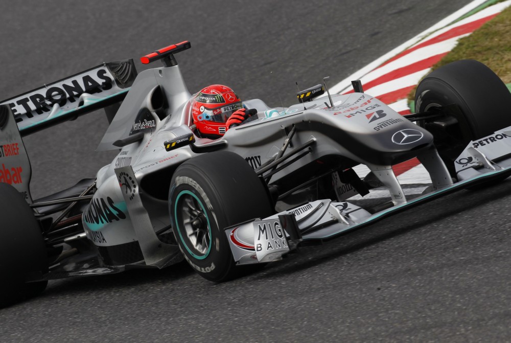 Michael Schumacher - Mercedes GP: FIA Formula 1 World Championship 2010 -  Photo 1/17