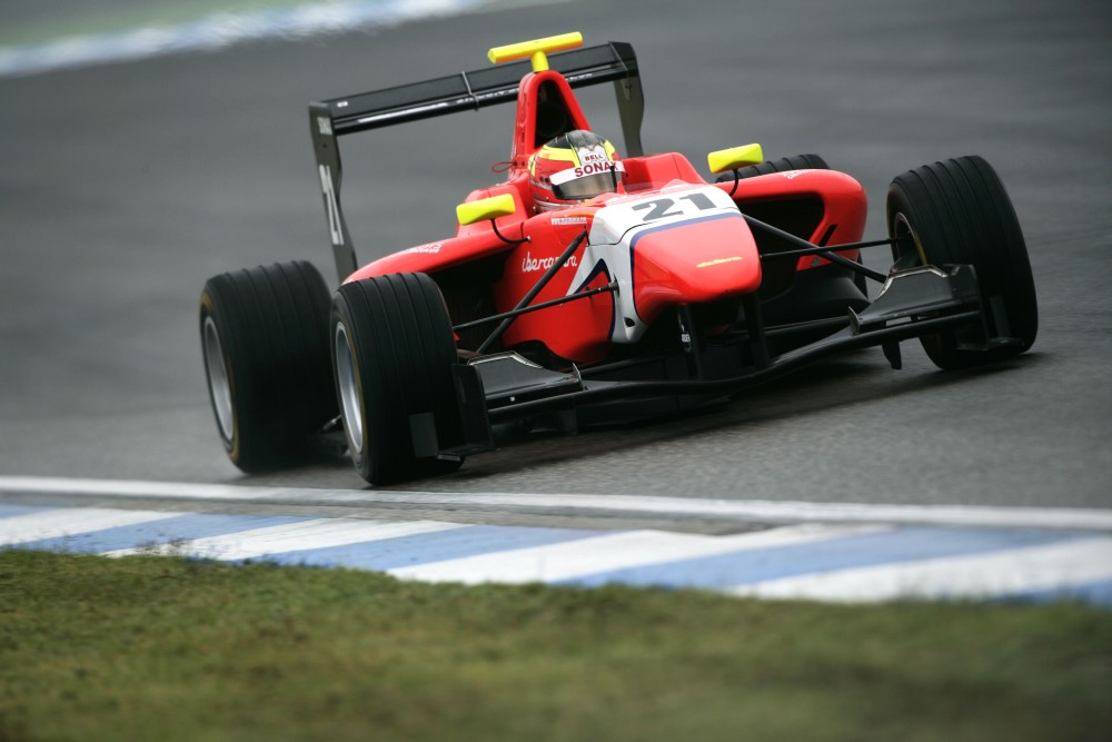 Miki Monras - MW Arden - Dallara GP3/10 - Renault