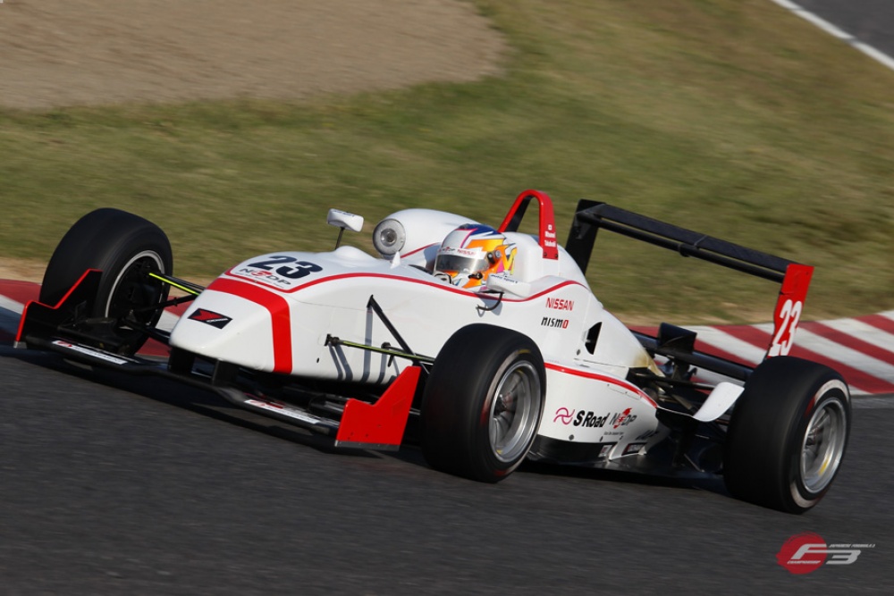 Mitsunori Takaboshi - NDDP Racing - Dallara F305 - TOM's Toyota
