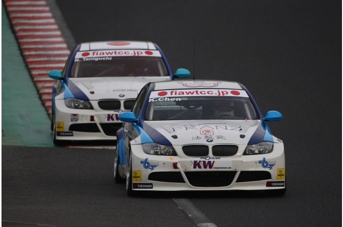 Kevin Chen - Proteam Motorsport - BMW 320si (E90)