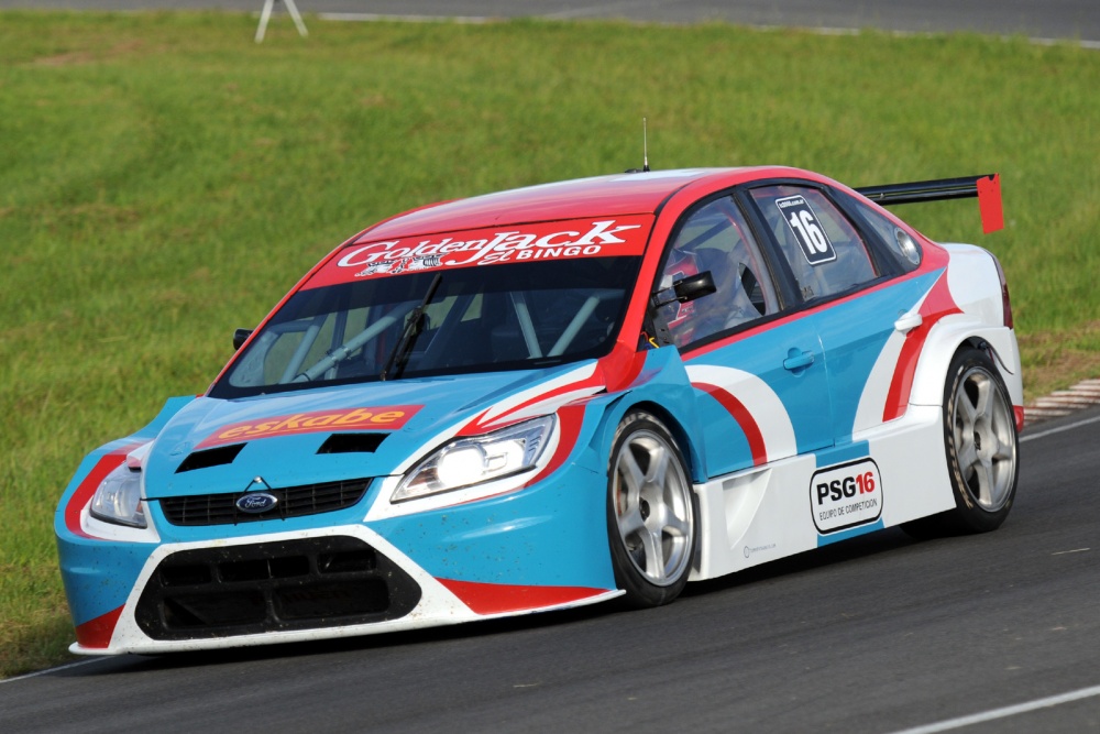 Caca Bueno - PSG16 Team - Ford Focus II RPE V8