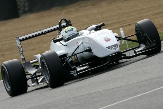 Marcus Ericsson - Räikkönen Robertson Racing - Dallara F308 - AMG Mercedes