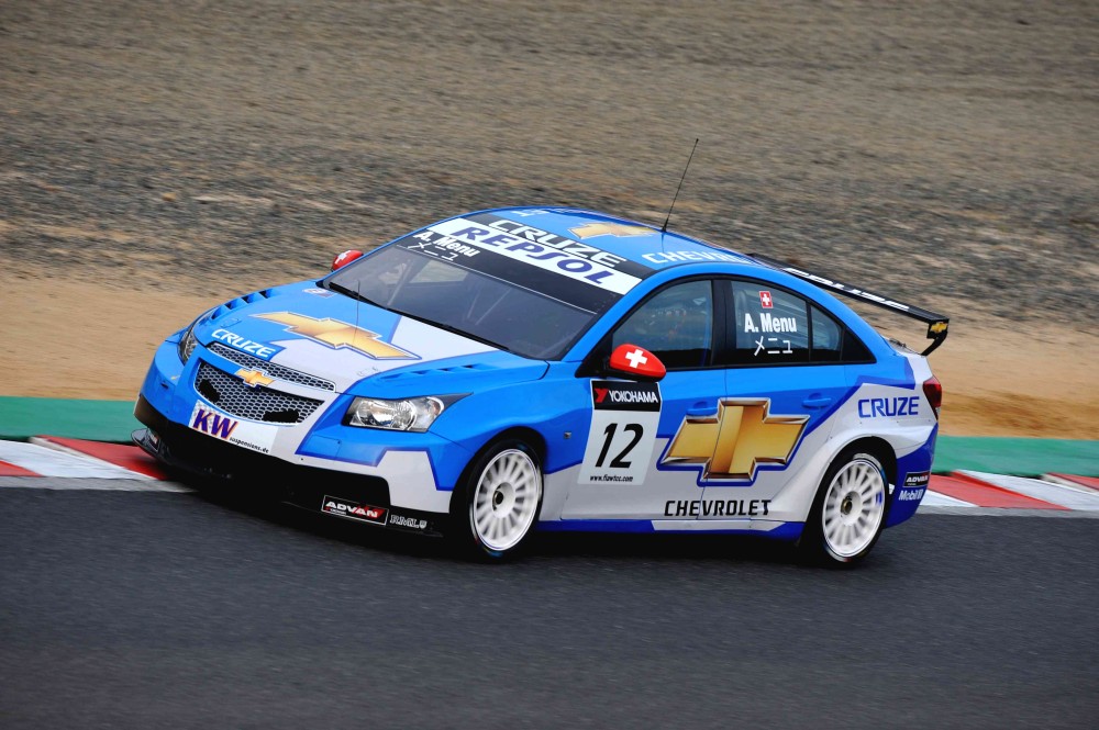 Alain Menu - Ray Mallock Limited - Chevrolet Cruze