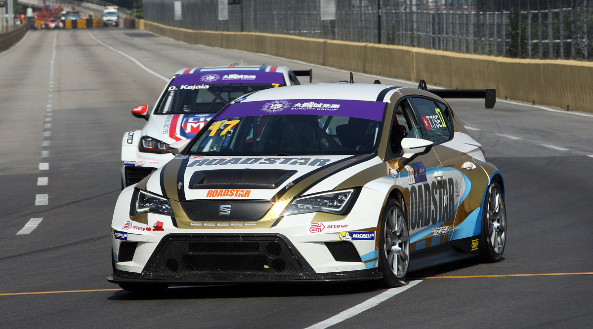 Terence Kin Leung Tse - Roadstar Racing Team - Seat Leon Cup Racer TCR