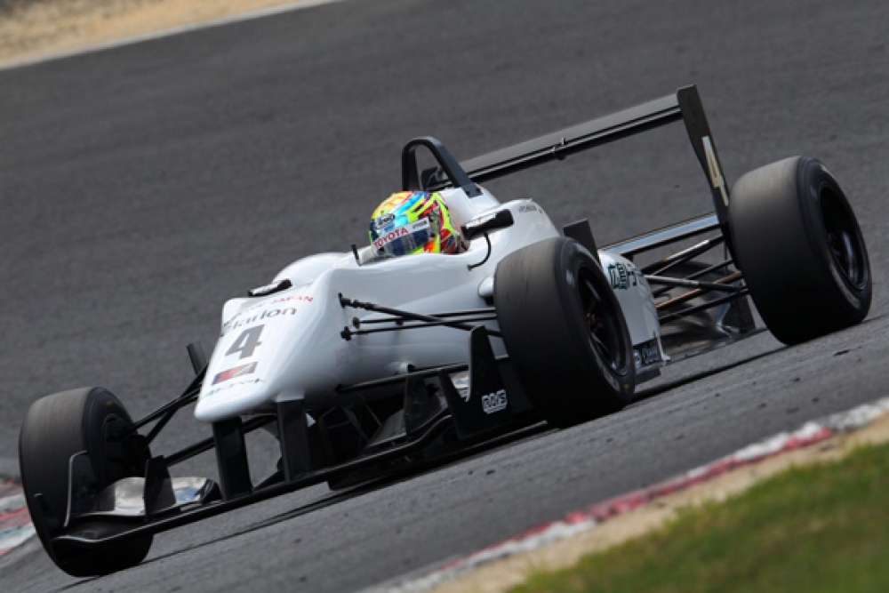 Ryo Hirakawa - RSS - Dallara F312 - TOM's Toyota