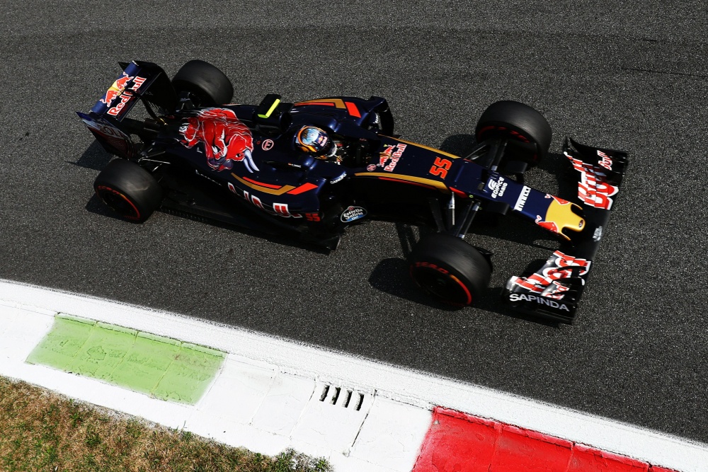 Carlos jr. Sainz - Scuderia Toro Rosso - Toro Rosso STR11 - Ferrari