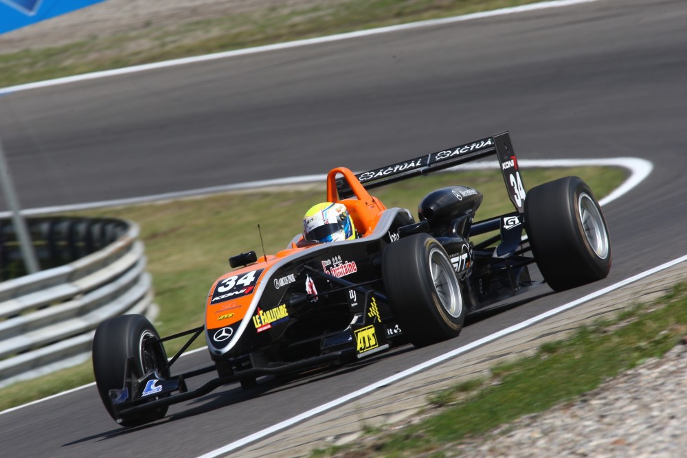 Yann Clairay - SG Formula - Dallara F308 - AMG Mercedes