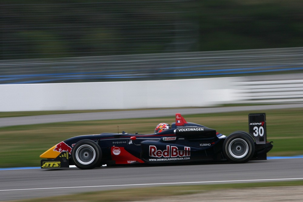Jean Karl Vernay - Signature - Dallara F308 - Volkswagen