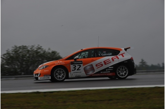 Tim Coronel - Sunred Engineering - Seat Leon TFSI