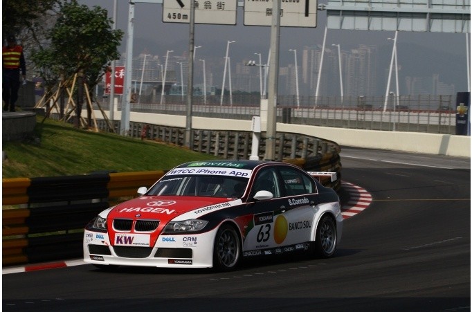 Cesar Campanico - Team Novadriver - BMW 320si (E90)