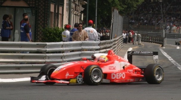 Maximilian Götz - TME - Dallara F302 - TOM's Toyota