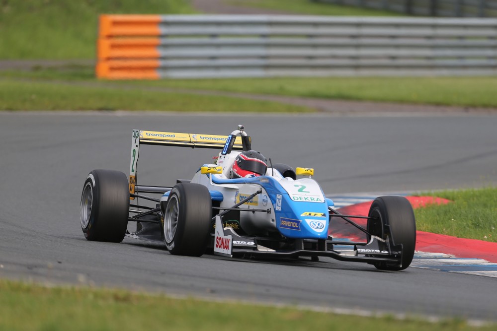 Lucas Auer - Van Amersfoort Racing - Dallara F308 - Volkswagen PE