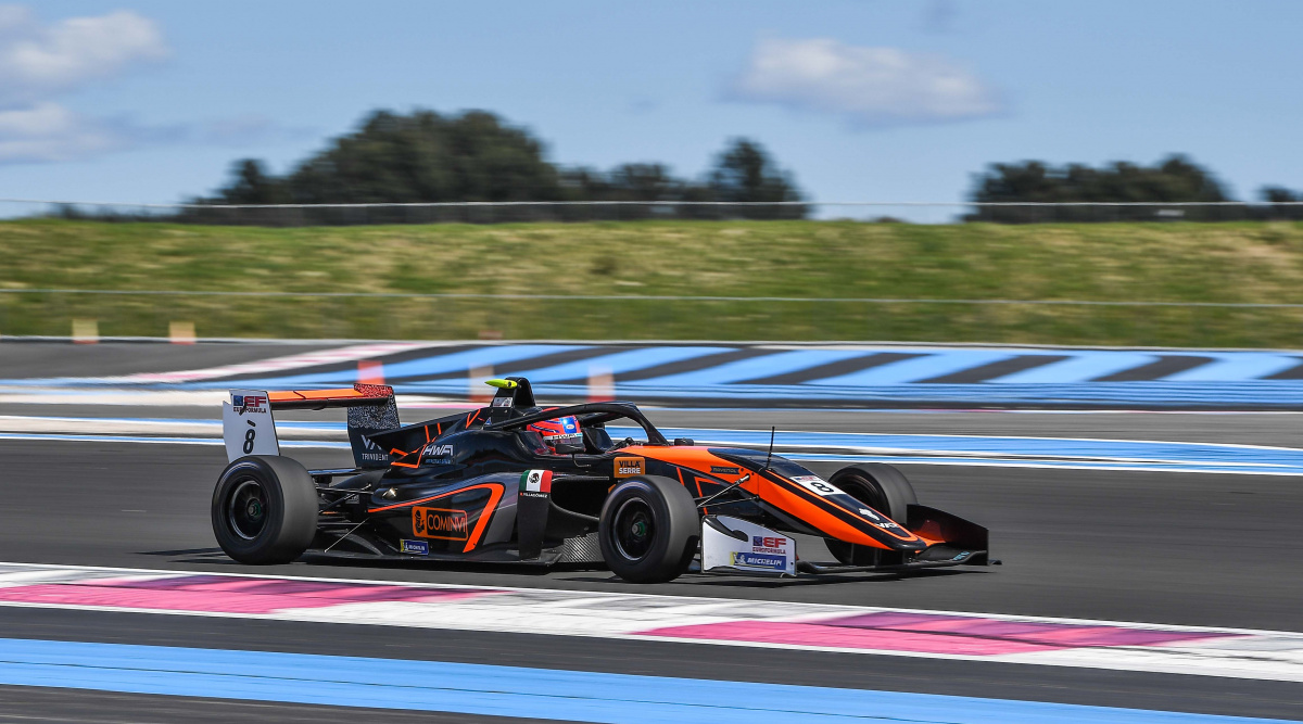 Rafael Villagómez - Van Amersfoort Racing - Dallara F320 - HWA Mercedes