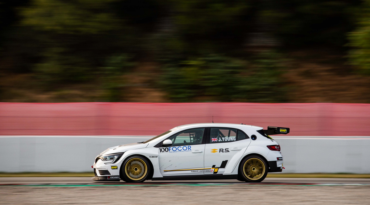 Jack Young - Vukovic Motorsport - Renault Mégane RS TCR