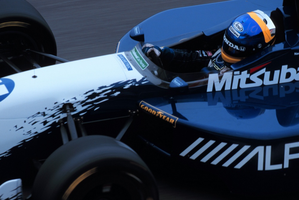 Naoki Hattori - Walker Racing: CART Championship Series 1999 - Photo 9/41