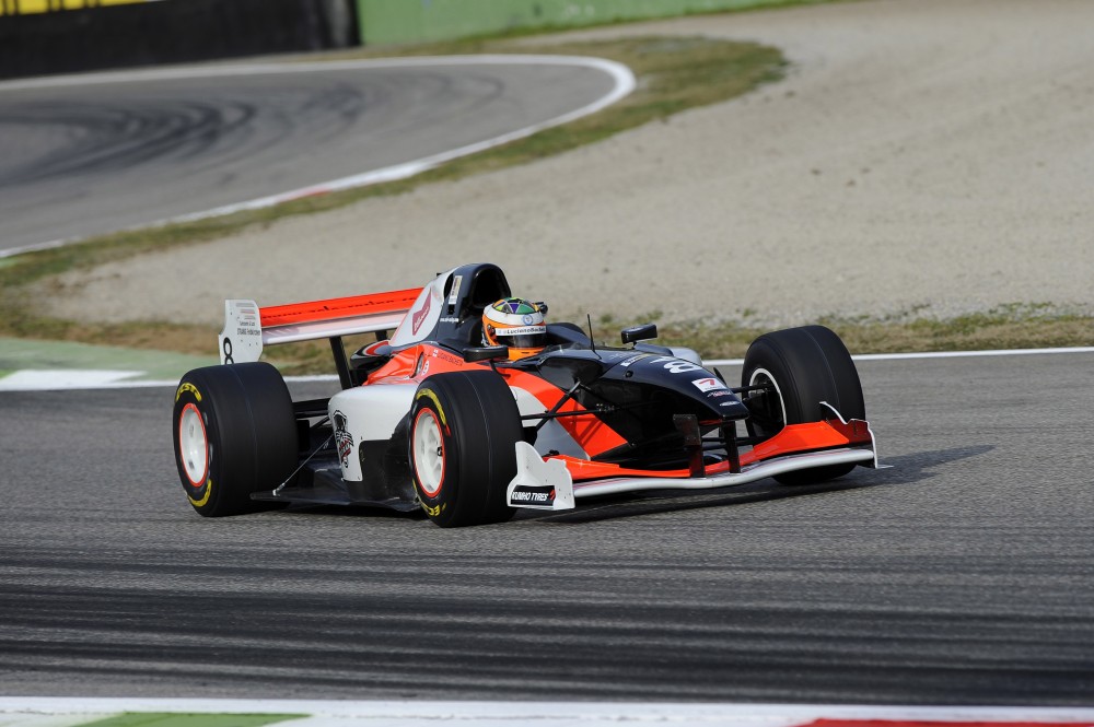 Luciano Bacheta - Zele Racing - Lola B05/52 - Zytek (2013)