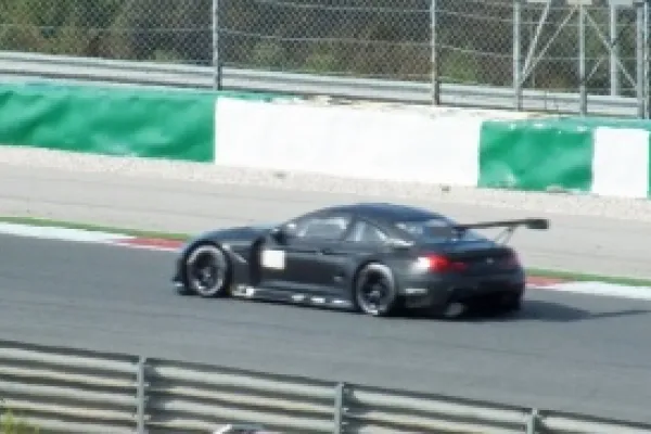 Erwischt: Der neue BMW M6 GT3 auf Testfahrten