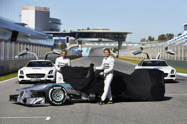 Formula 1 2013: Mercedes GP Presentation