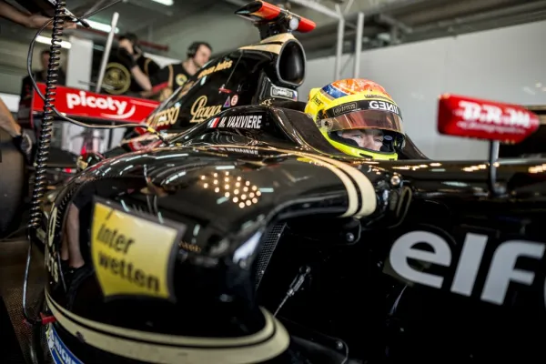 Renault World Series season opener in Aragon