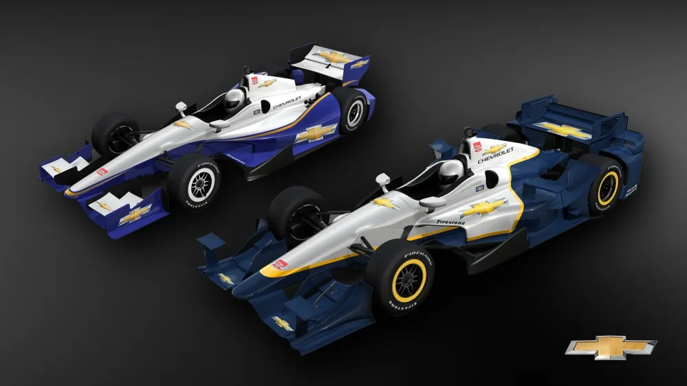 In front the new Chevrolet Aerokit, behind the usual Dallara DW12